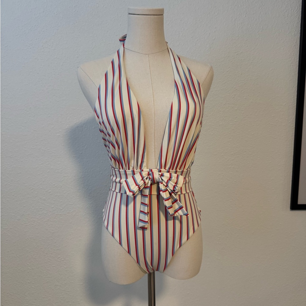WeWoreWhat Cream Fabric Detail